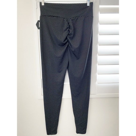 New Look Sport Women Workout Leggings Pants Ruched Backside Size 1X - Picture 6 of 9